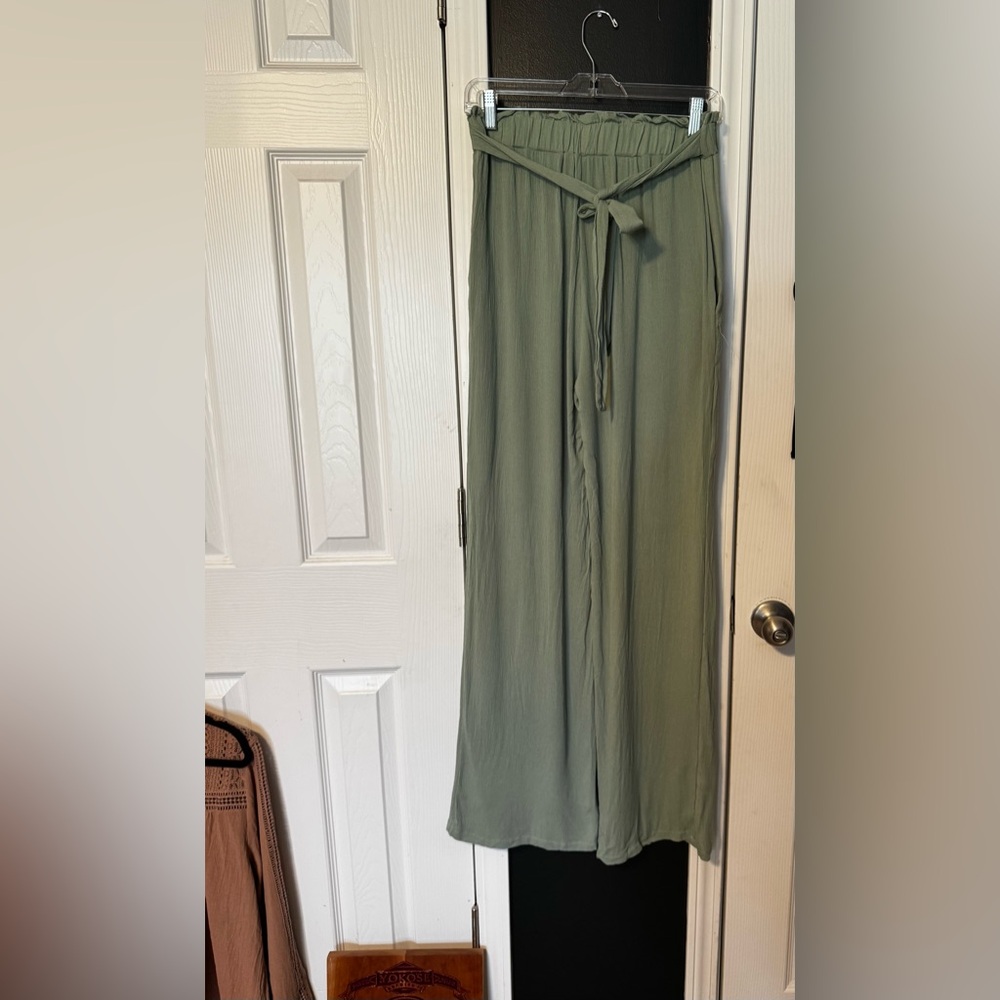 Green Wide-Leg Pants with Tie Waist